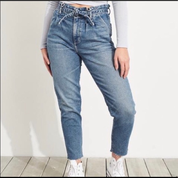 curvy high rise mom jeans hollister